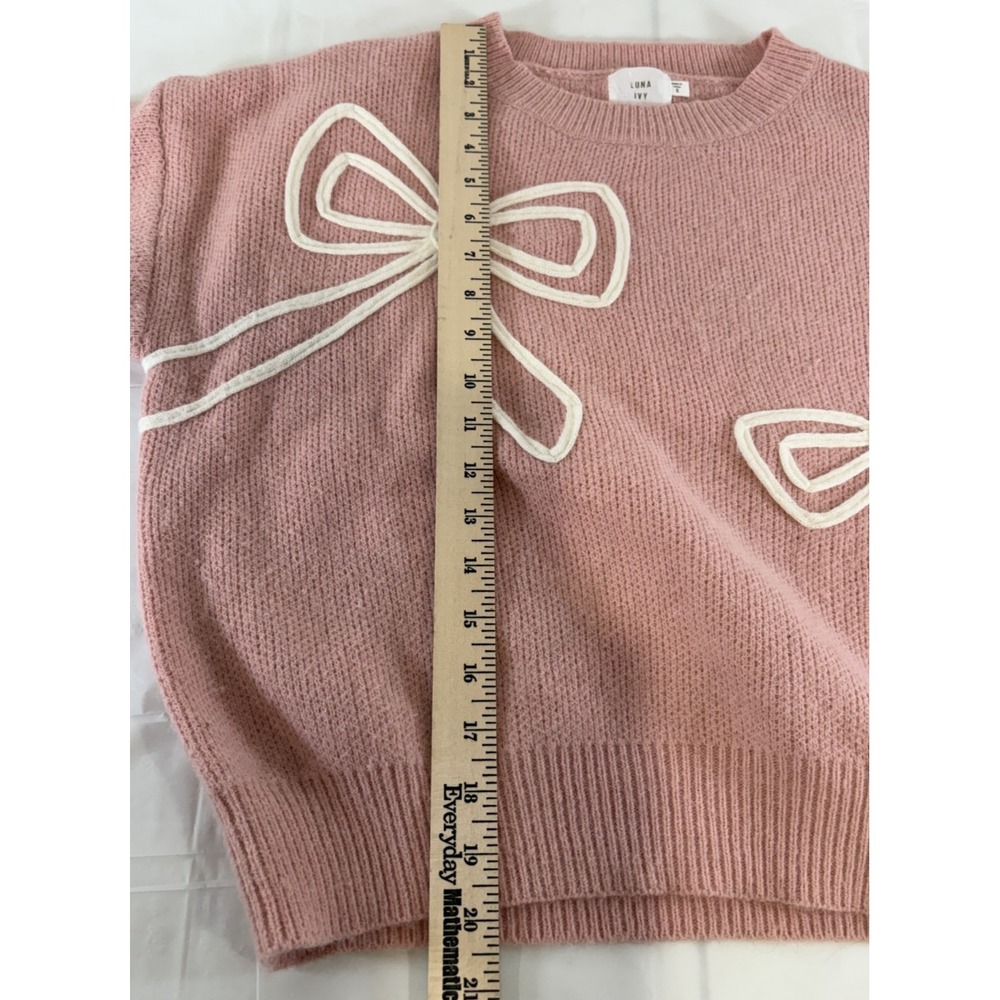 Luna & Ivy Women's Pink Sweater with White Bow Accents Size Small S - Picture 6 of 8